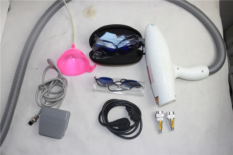 wholesale Superior Price!! q switched nd-yag laser tattoo remove machine 1064 532 1320nm nd y laser acene spot removal beauty machine