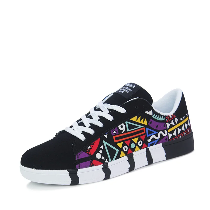 
Hot Selling In African Graffiti Casual Canvas Skateboard Sneakers Sport Men Shoes Clothes Custom Print Shoes 