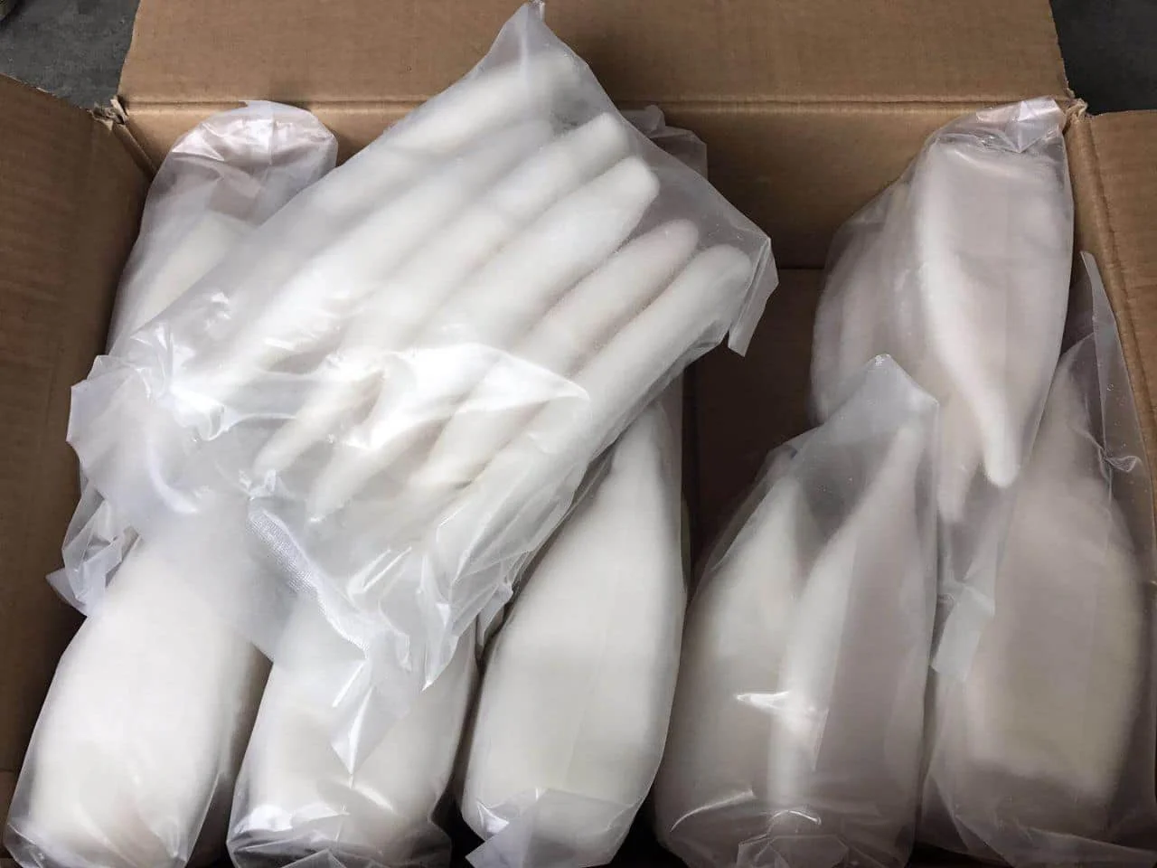 L65 giant skinless squid tube hot sale frozen squid tube with good prices