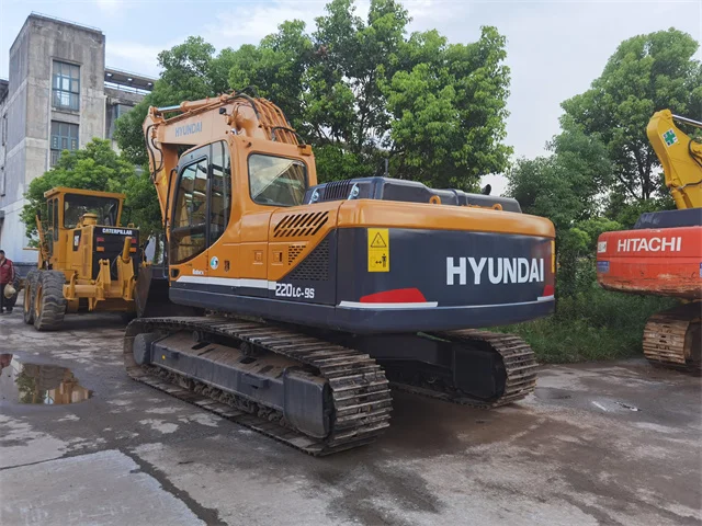 Гусеничный экскаватор Hyundai Robex 220LC-9 22 тонны 95% новый гусеничный R220 низкая цена