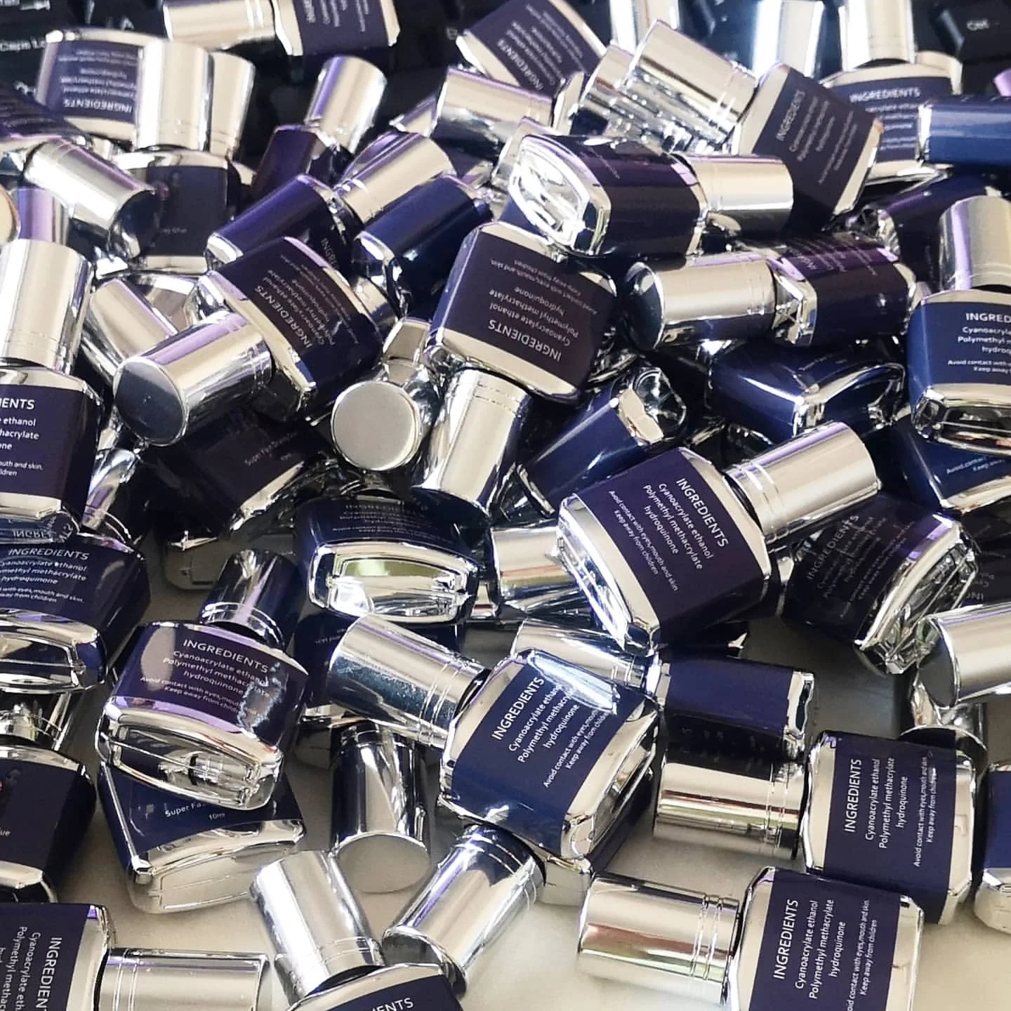 Meecil Lash Glue Low Odor Custom Private Label Strong Fast Drying Time Eyelash Extension Glue