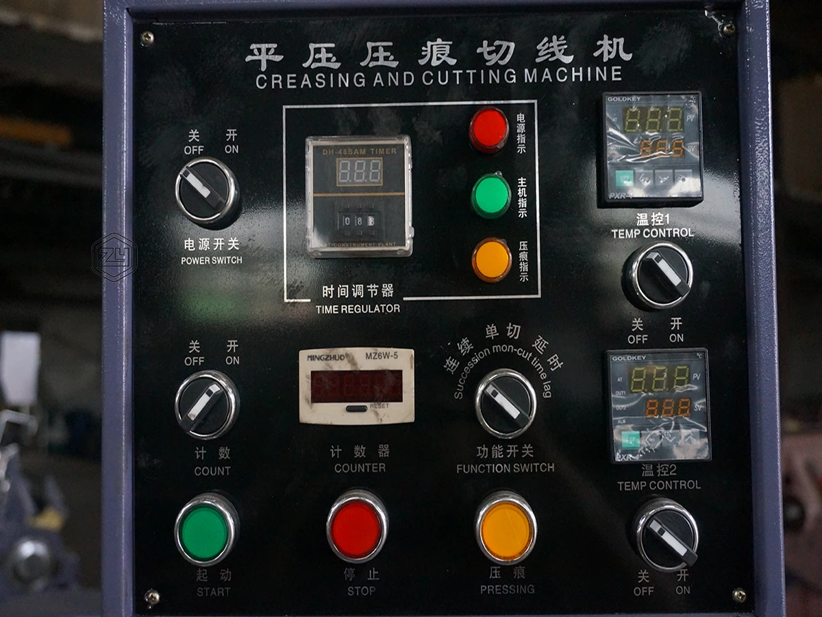 ML1100 Automatic Creasing Die Cutting Machine Jigsaw Puzzle Flat Press Die Cutting Machine Box Die-cutter Machinery