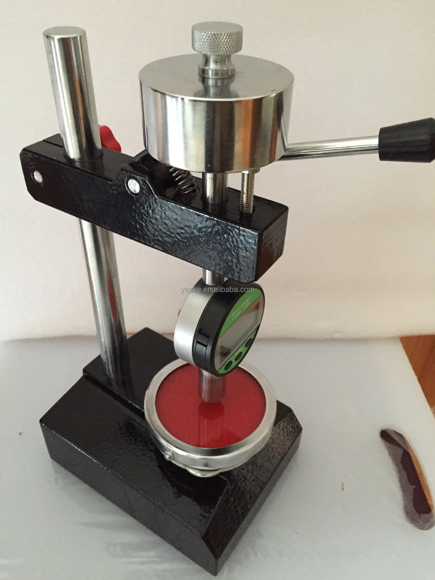 Shore Hardness Tester