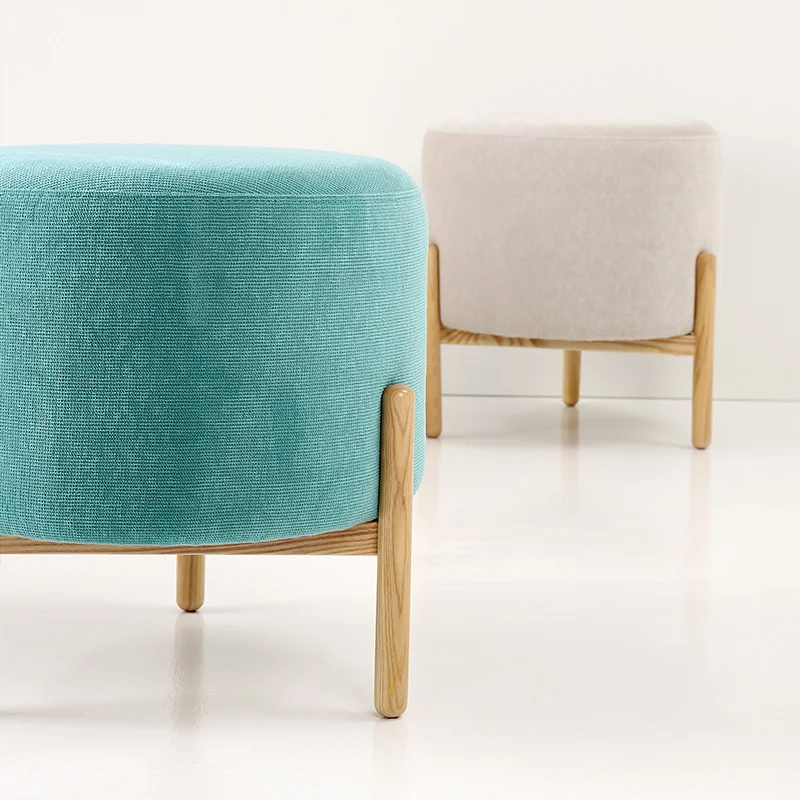 
European Style Simple And Stylish Step Stool Chair Customized Color Ottoman 
