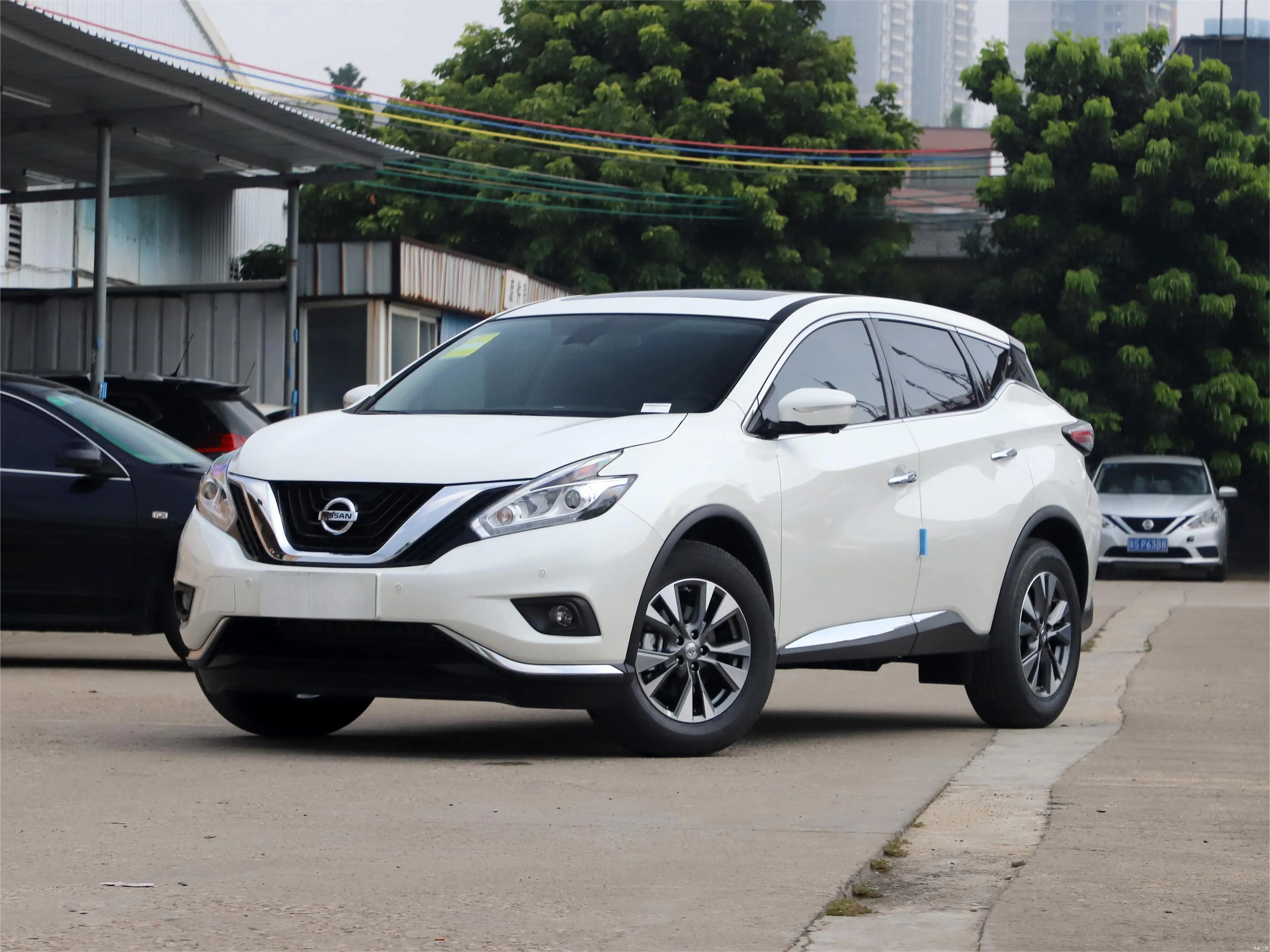 Японский автомобиль nissan murano высокая производительность 5 мест роскошный японский внедорожник 2 л скорость Nissan Murano LHD