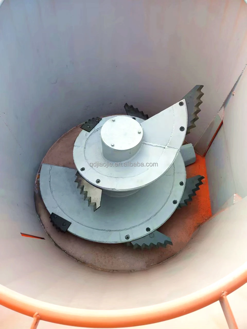 Vertical Stationary Dairy TMR Feed Mixer Machine 12m3 Husbandry Equipment Cow Livestock Feeder Equipment Q345B Steel JOINTTECH