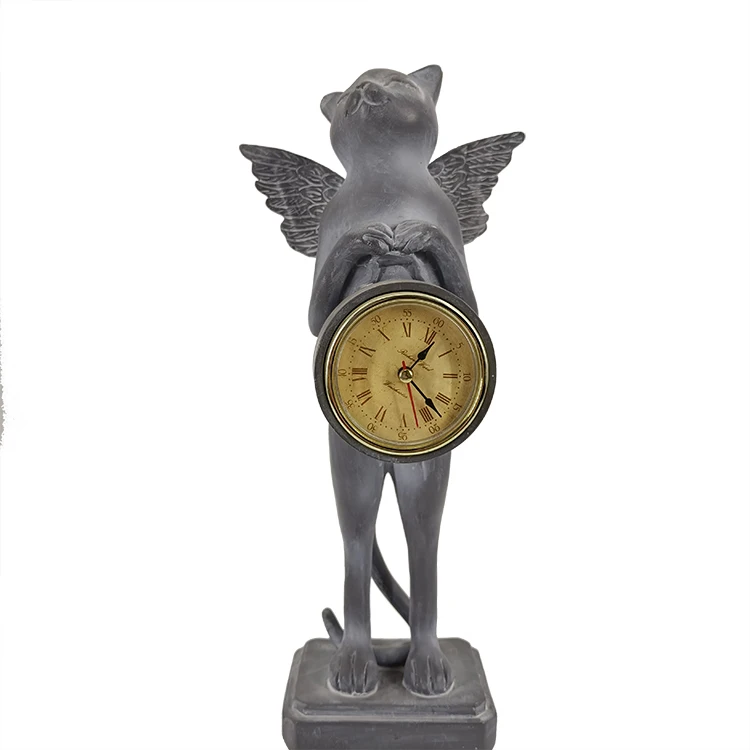 New Design 2021 Polyresin Cat Figurine Statues with Retro Clock Tabletop for Home Decoration