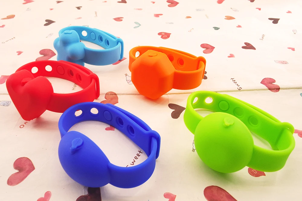 Portable Hand Wrist Sanitizer Bracelet Gel Hand Sanitizer Silicon Wristband Gel Dispenser Bracelet