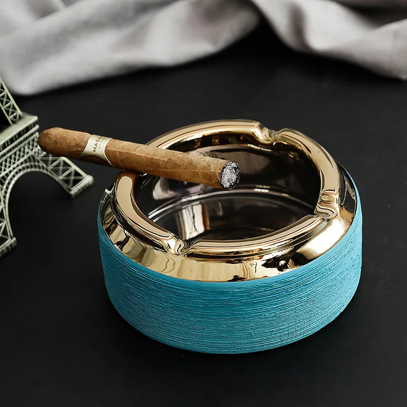
Hot selling ashtrays gold cigarettes windbreak Rhinestone station Weed custom logo car luxury ashtrays Ceramic cigar ashtrays 