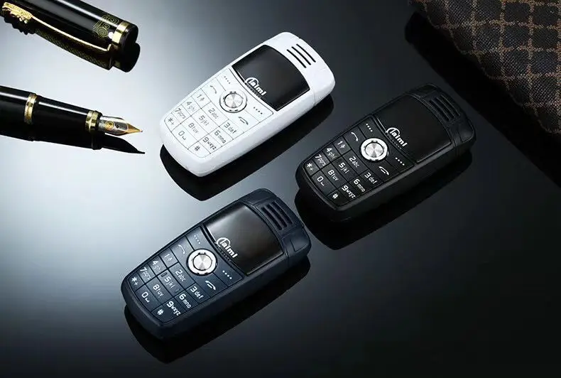 
X6 Mini Cell phone Car Key Smallest Phone Celulares Quad band Dual SIM MP3 Magic Voice Mobile Phone 