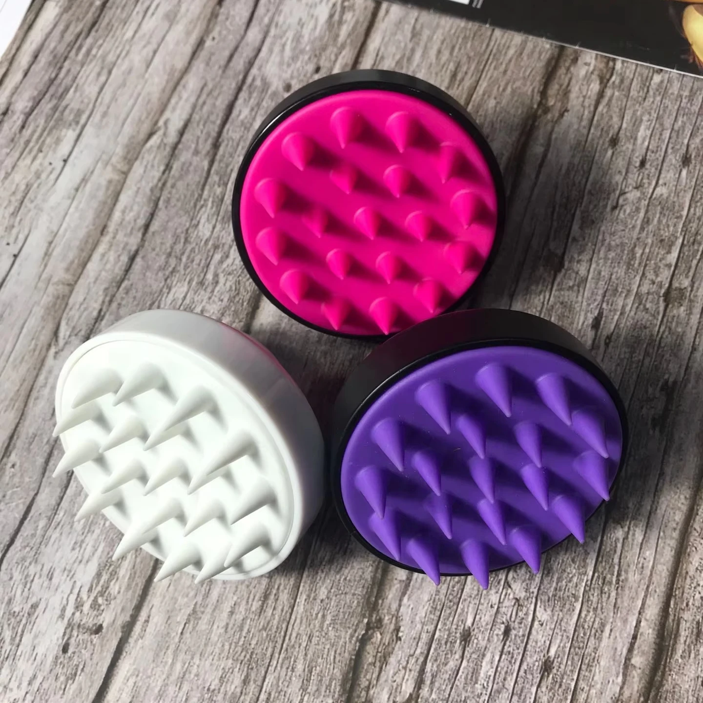 High Quality Custom Logo Silicone Manual Hair Wash Detangler Eco-Friendly Handheld Scalp Massager Spa Shampoo Shower Brush