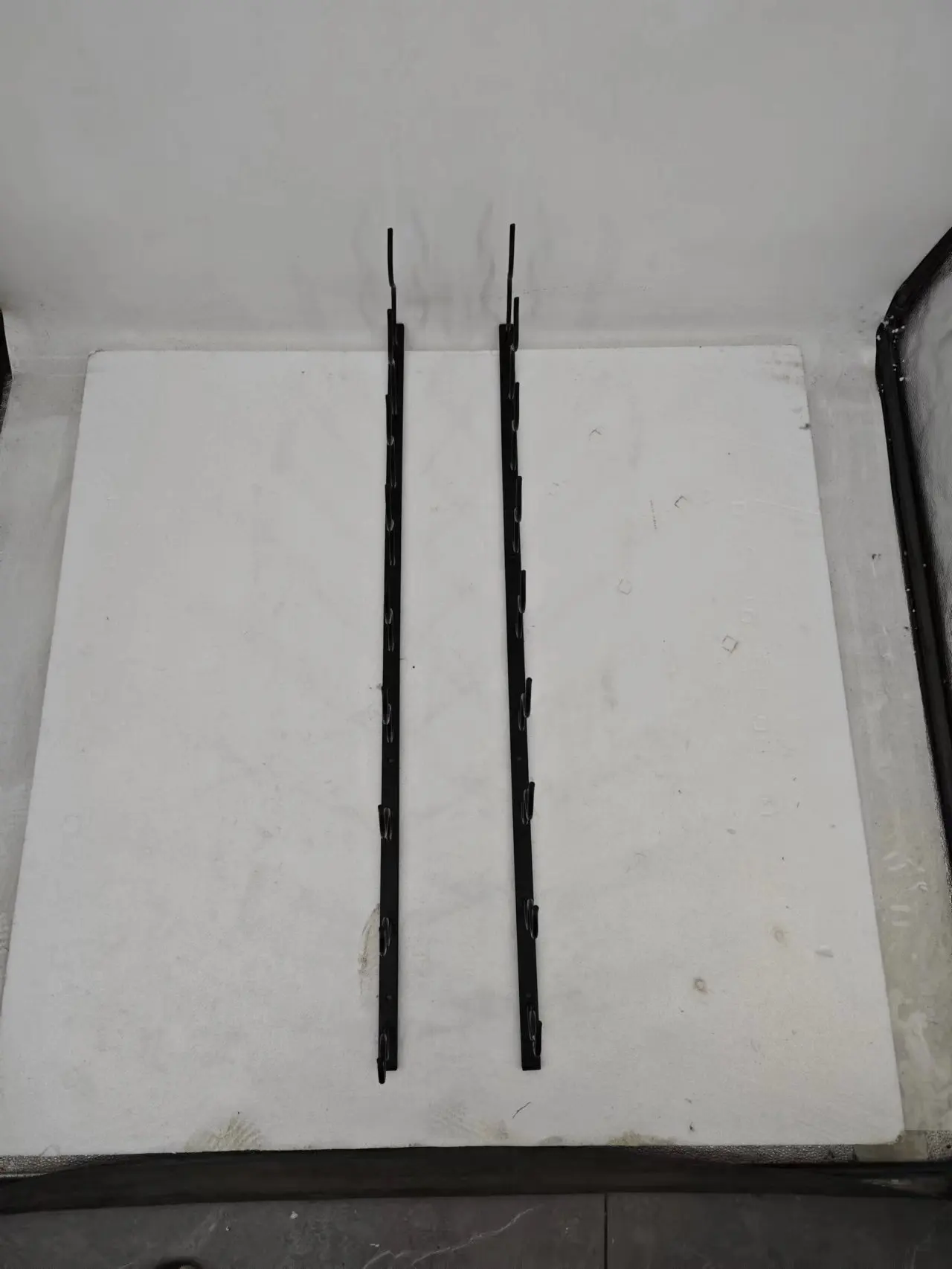 Modern Wine Rack with Stackable Design - Stylish and Functional Storage Solution for Organizing Your Wine Collection - Wine Rack