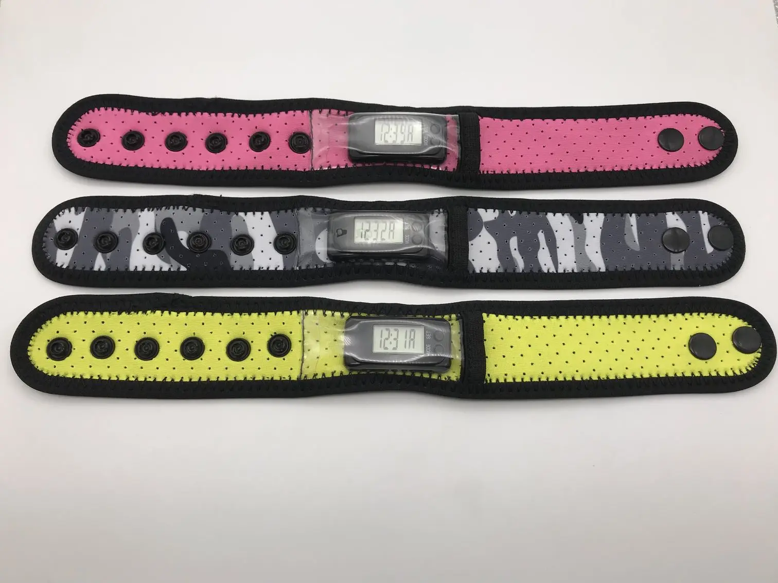 2020 New Multi-Functional Outdoor Sports Pedometer Ankle Strap Time Pedometer