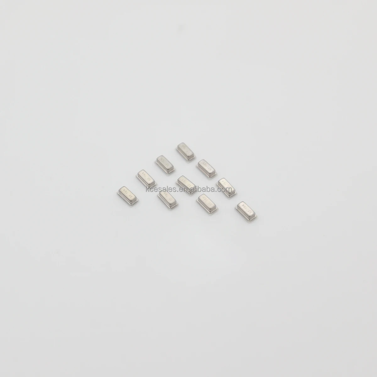 2024 Electronics part and Component Resonators Oscillator SMD 3060 8MHz-60MHz Passive Quartz Crystal