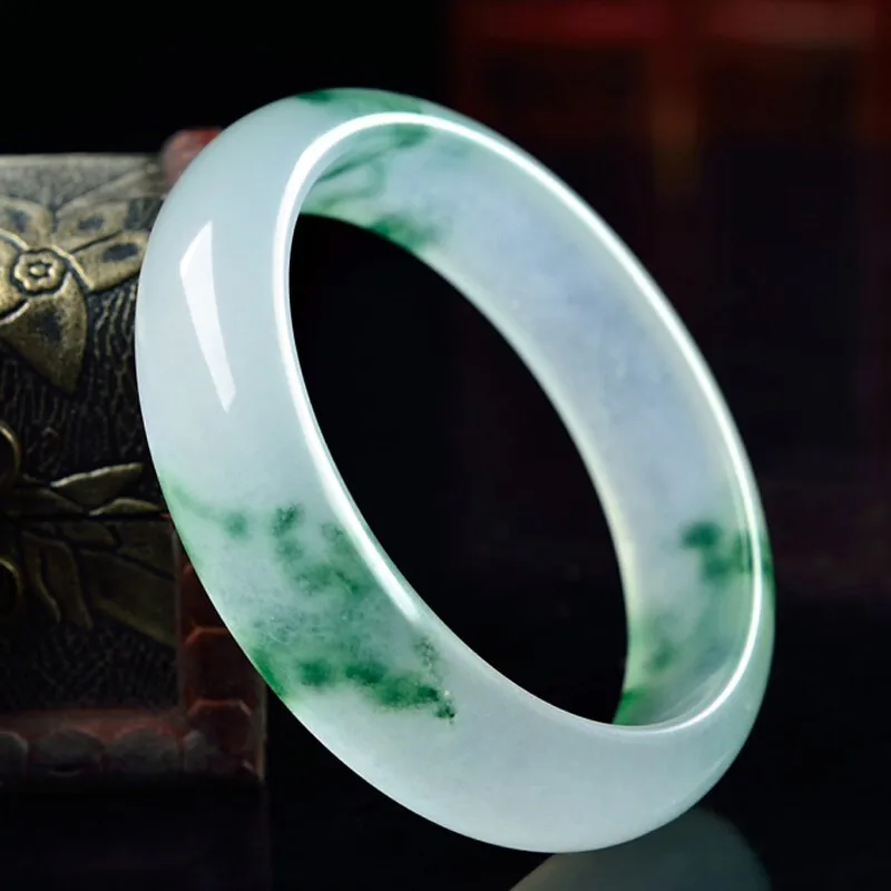 
Ice Floating Green Female Color Imperial Concubine Bracelet Quartzite Jade 
