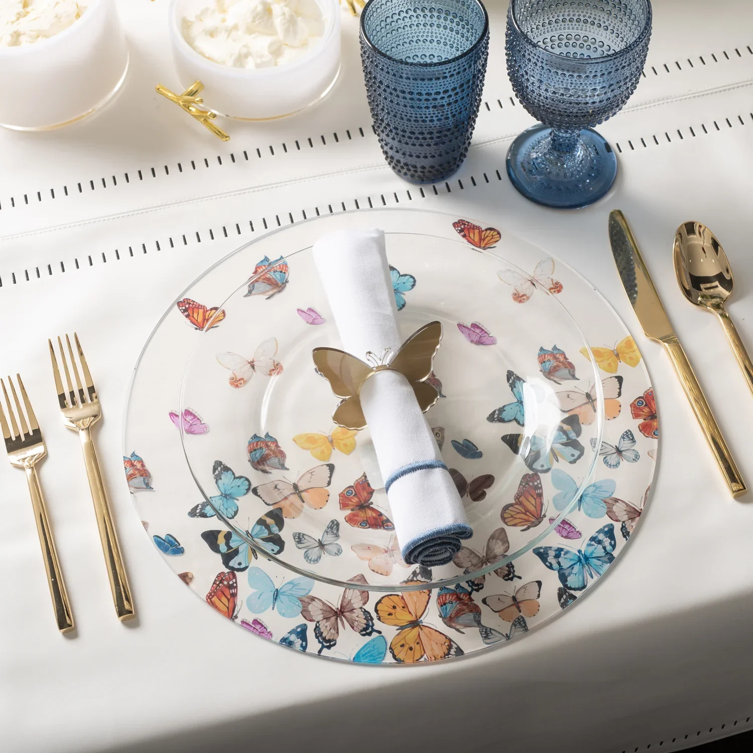 Lucite Butterfly Charger Plates For Shavuos Clear Acrylic Charger Plates Wholesale