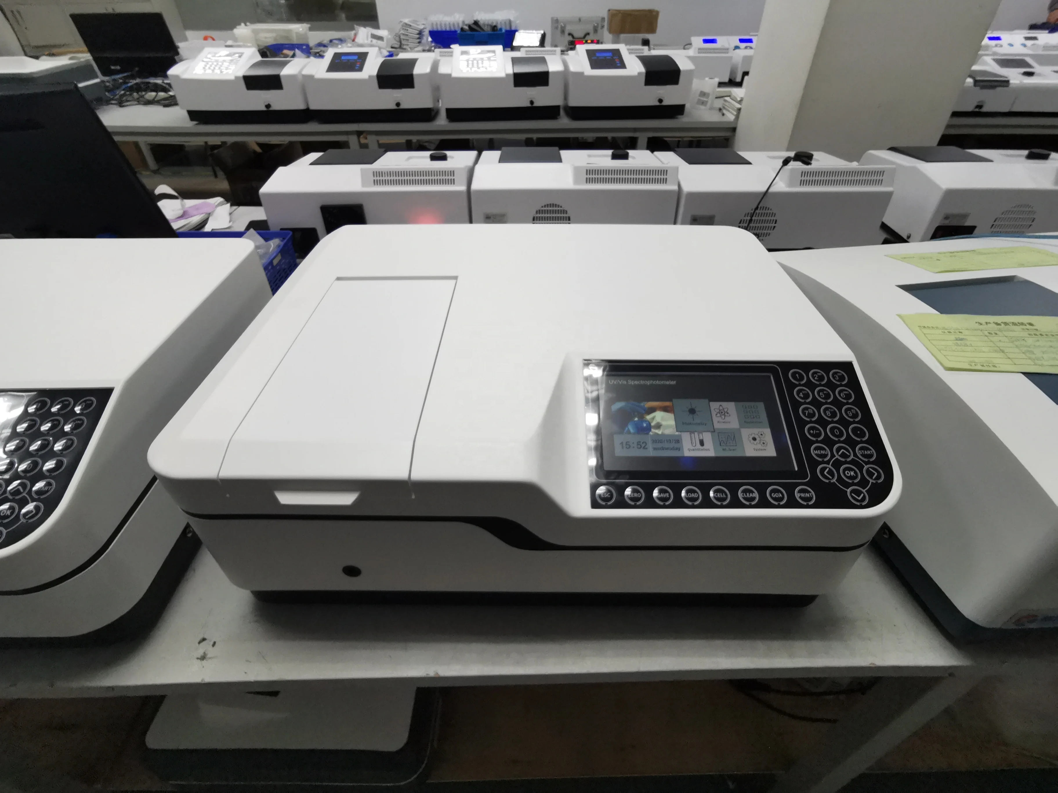 Xenon Lamp Spectrophotometer