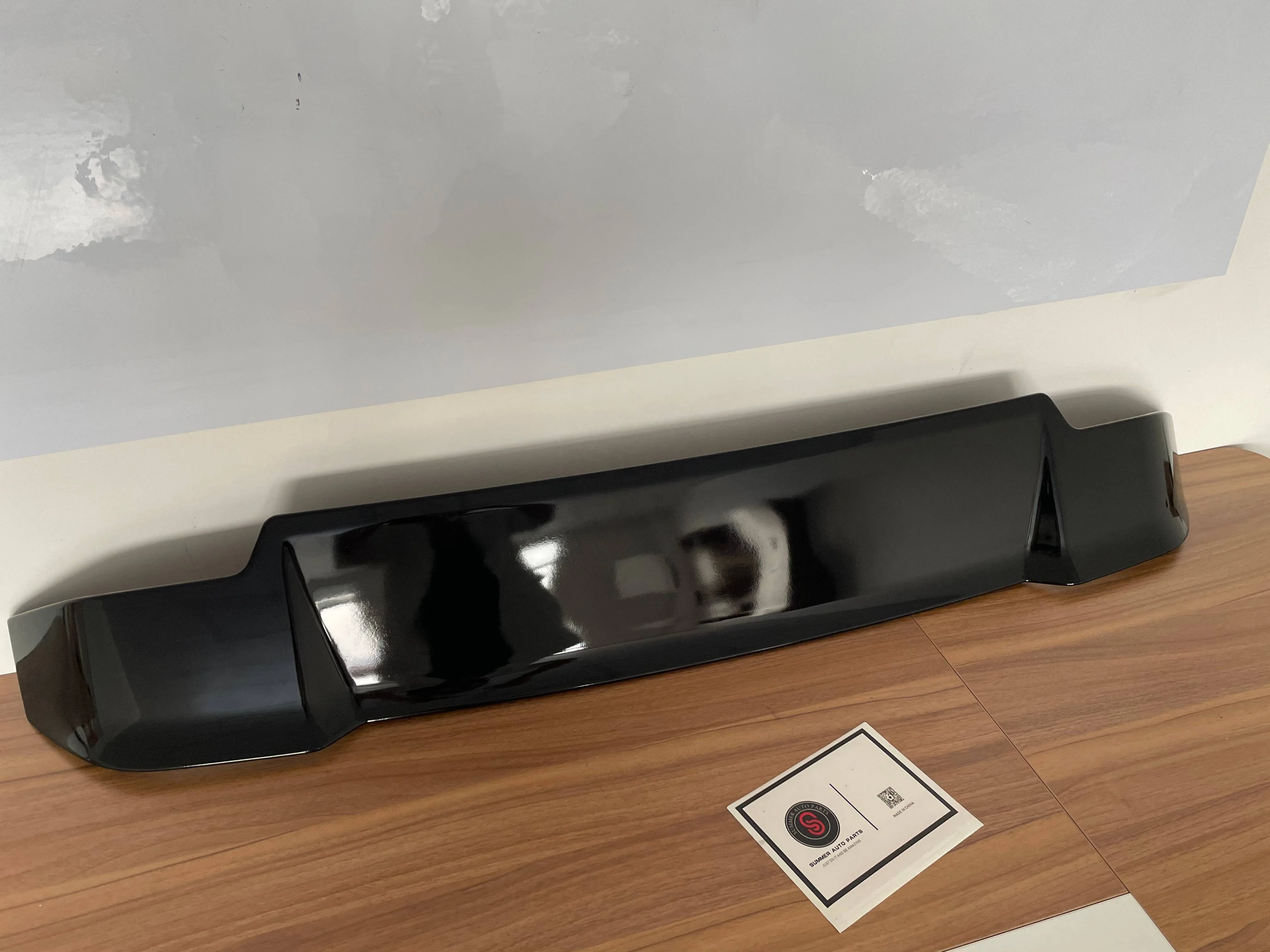 Hot Sell DEF4X4 Car Rear Roof Spoiler Exterior Accessories Wing Rear Window Carbon  Trunk Spoiler ForDefender 2020