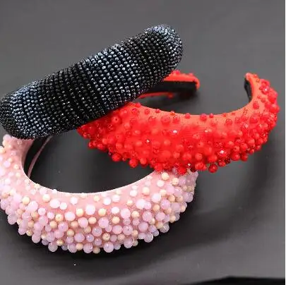 wholesale 2019 newest handmade baroque crystal beaded headband winter padded velvet headband for women party hair accessories