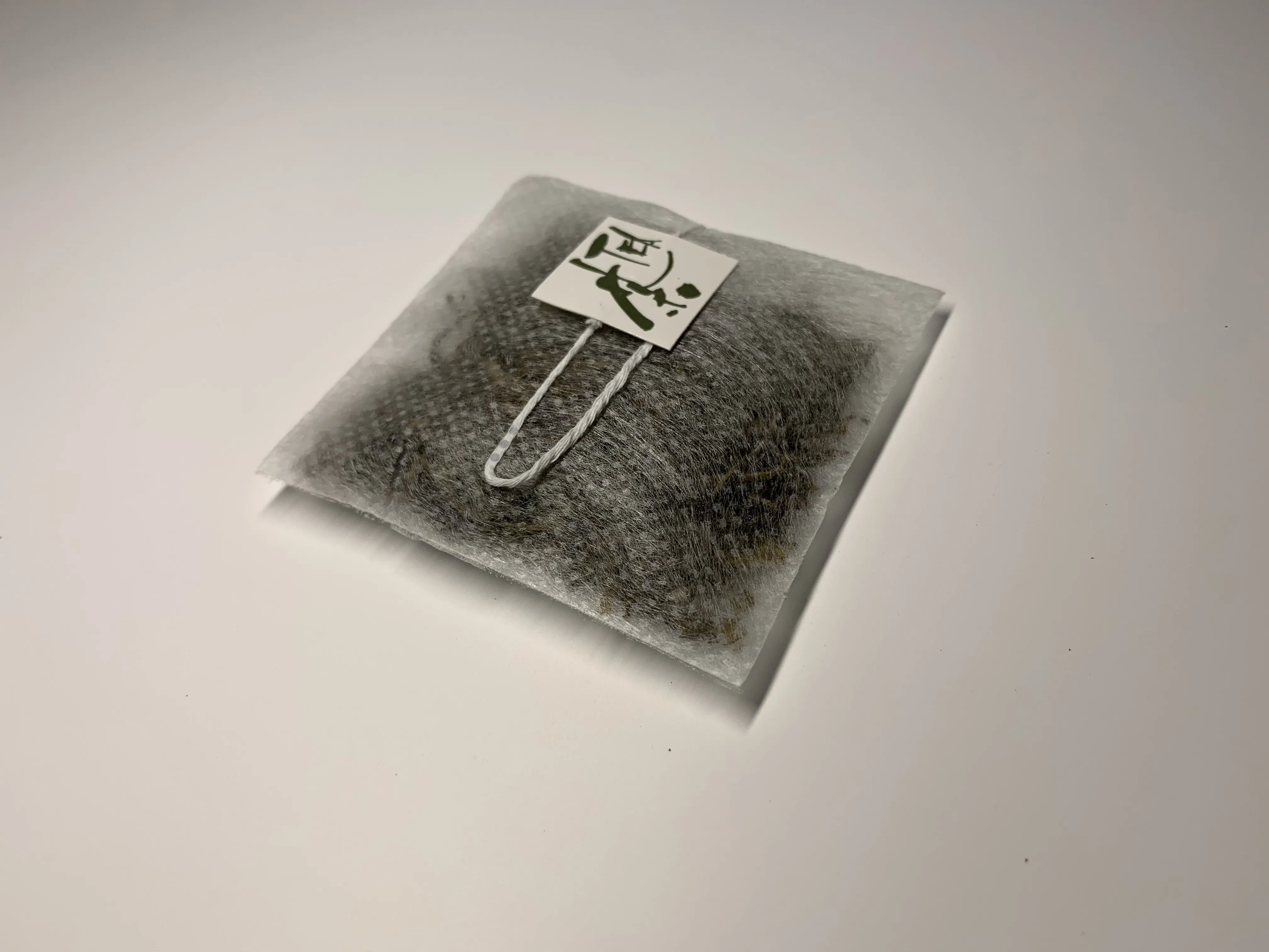 Custom biodegradable Nylon PA corn fiber packaging roll disposable empty pyramid herbal  filter bag