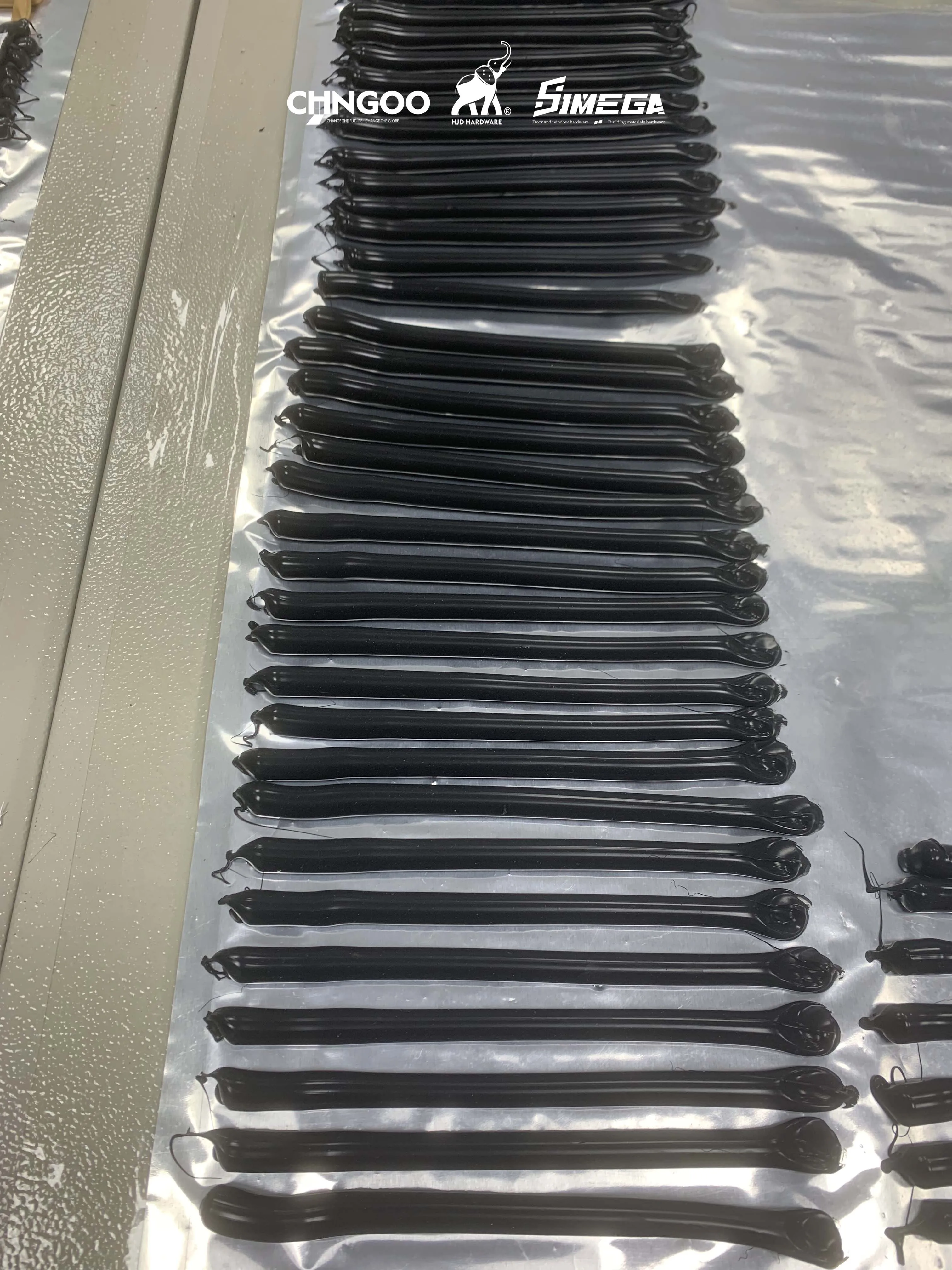 CHNGOO silicone glue silicone adhesive silicone sealant for plastics glass metal rubbers bonding