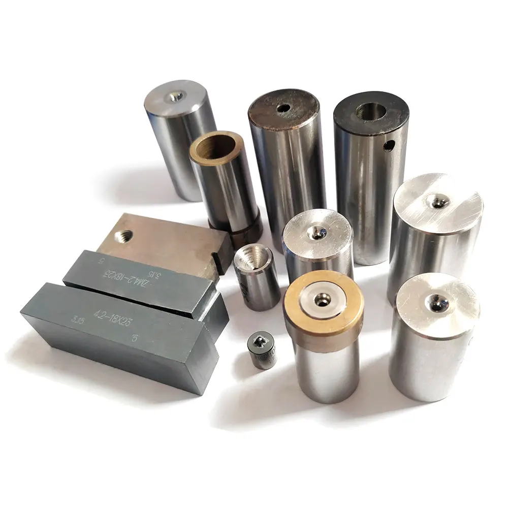 Штамп с холодной головкой для изготовления винтовой многошечной штамповки из карбида вольфрама