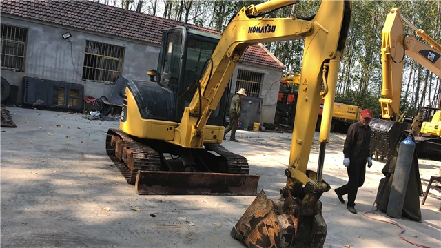 Новое поступление хорошее состояние подержанный гусеничный экскаватор Komatsu оригинальный японский мини-экскаватор PC55
