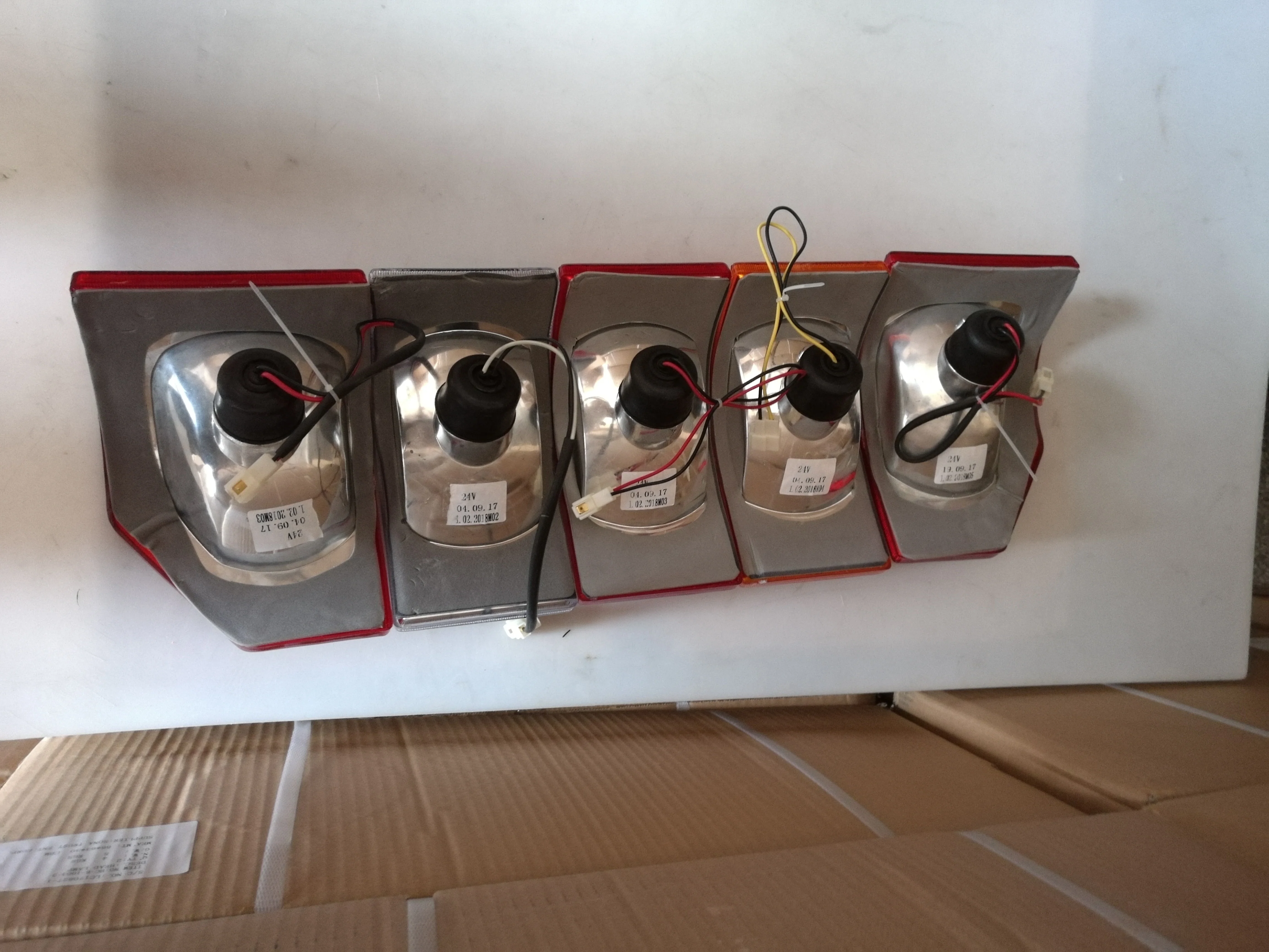 Huang hai Bus led tail lights for Dandong trailer lamp  HC-B-2171