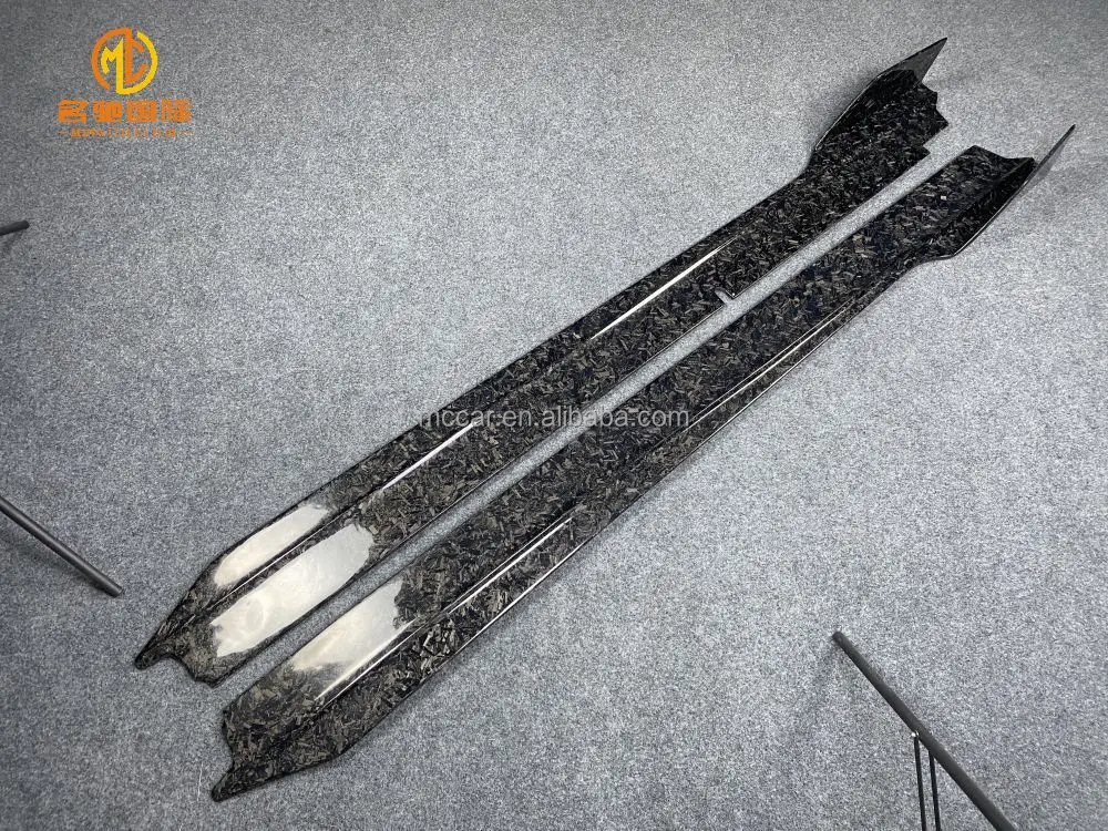 For Lamborghini Huracan LP580 LP610 Side skirts Forged carbon fibre V style car Side skirts kit