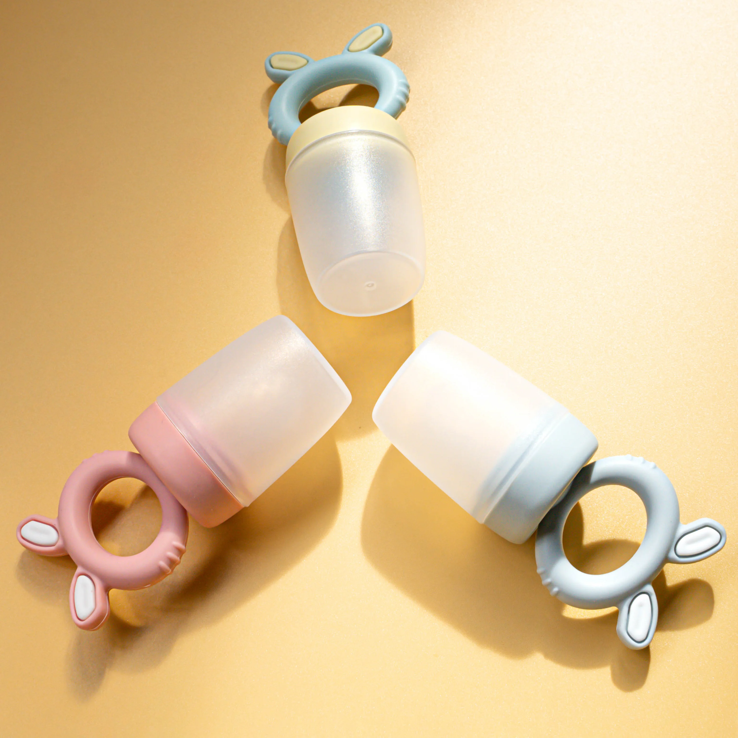 BPA Free Silicone Baby Fruit Feeder Pacifier Bunny Infant Fruit Teether Toy Vegetable Food Feeder