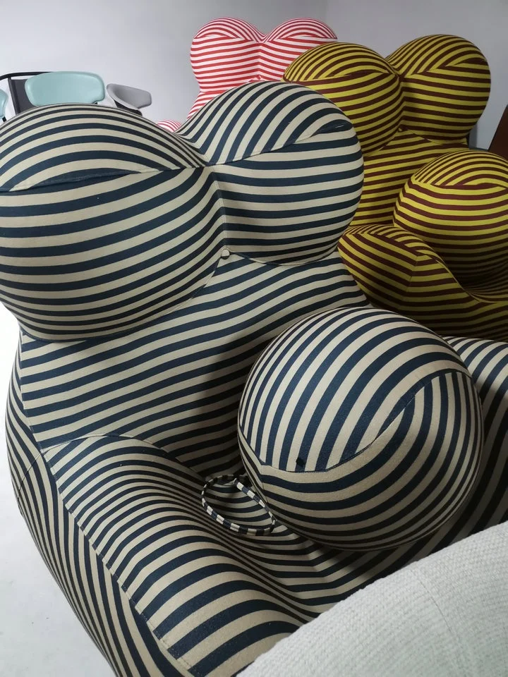 Бесплатная доставка в пределах US дизайнерская мебель Gaetano Pesce Up5 стул и пуфик