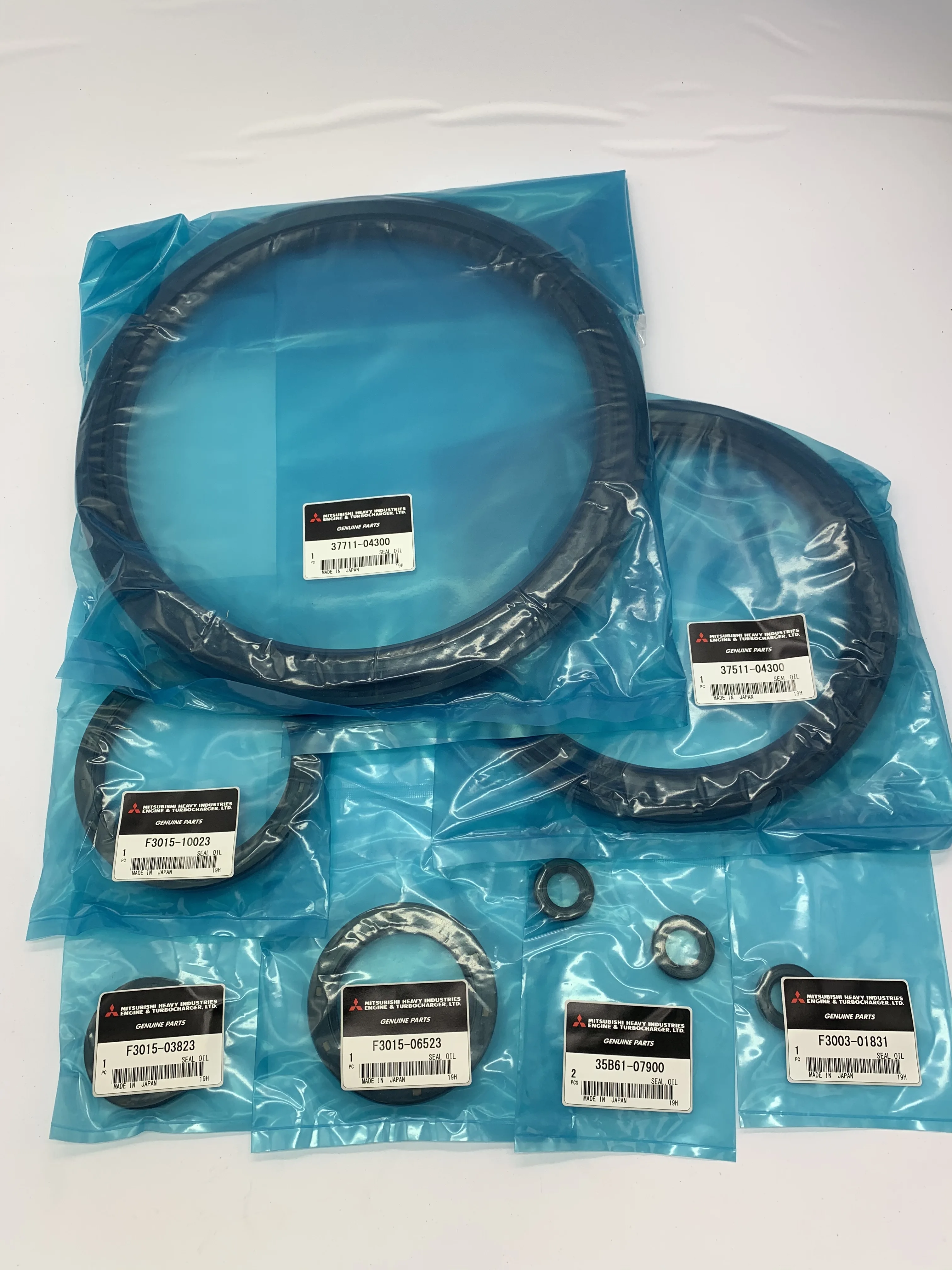 Wholesale S6A S6A2 S6A3 Mitsubishi Engine Part 35B94-00201 Rubber Oil Seal