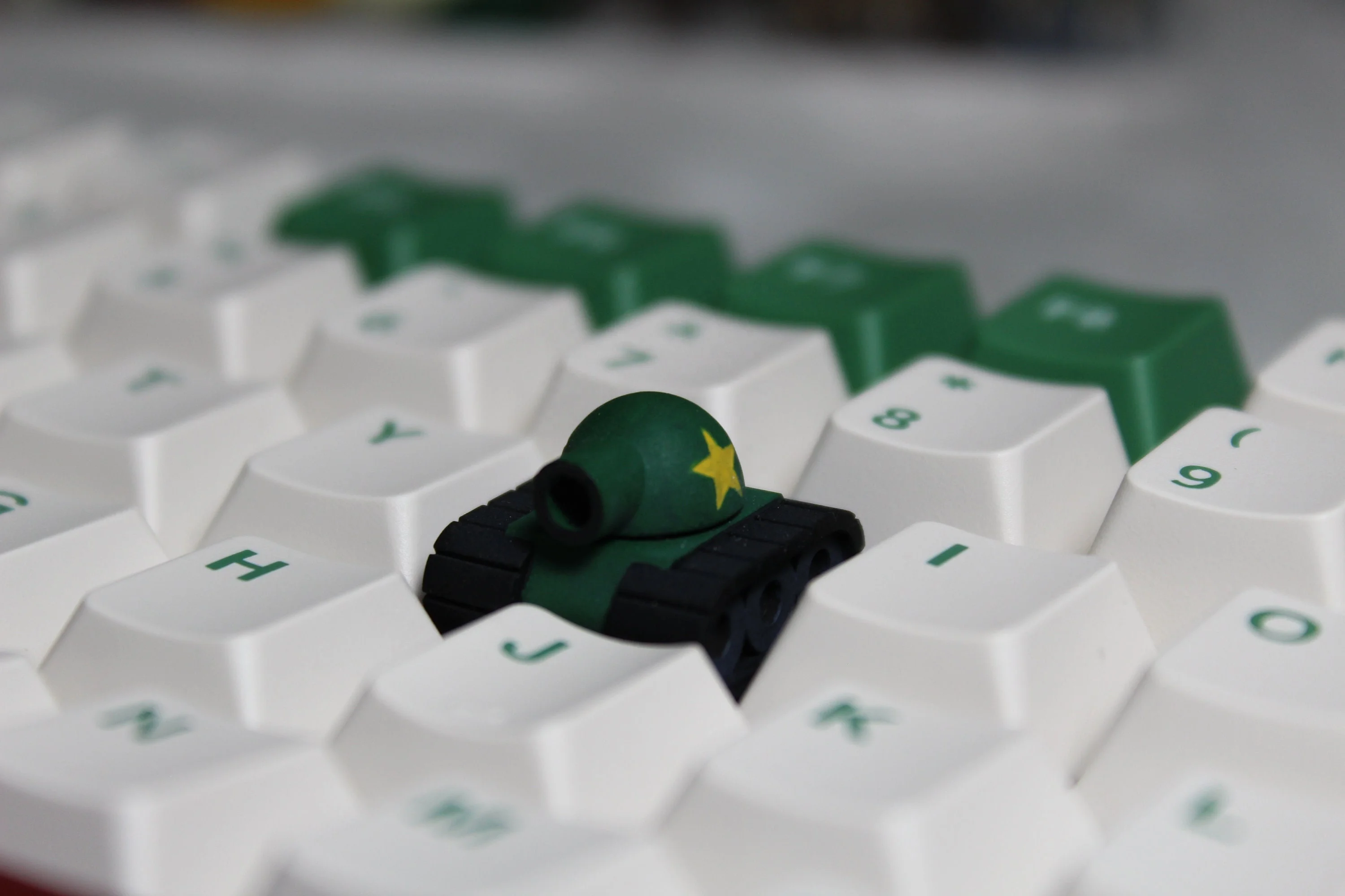 Handmade 3D print Resin Artisan Tank Design Army figure Keycap for mechanical keyboard