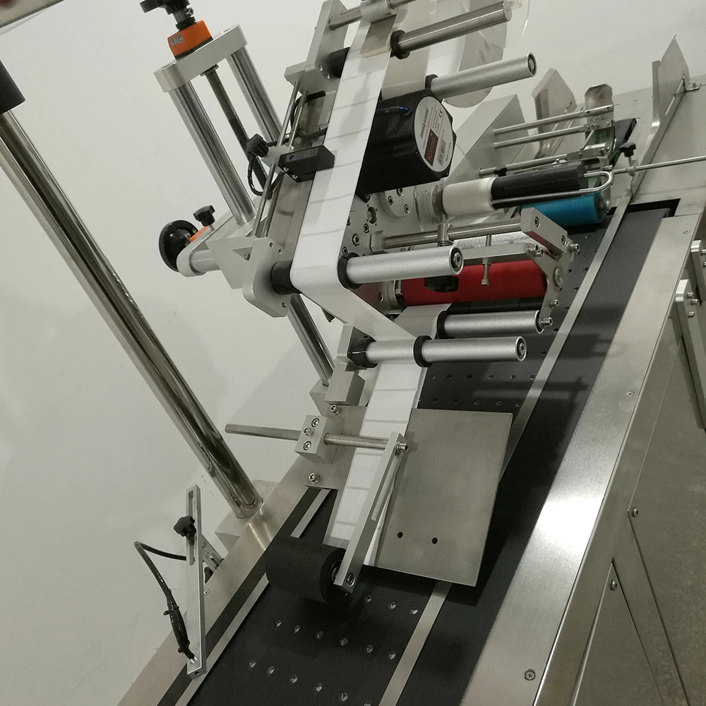 cardboard box paging labeling machine