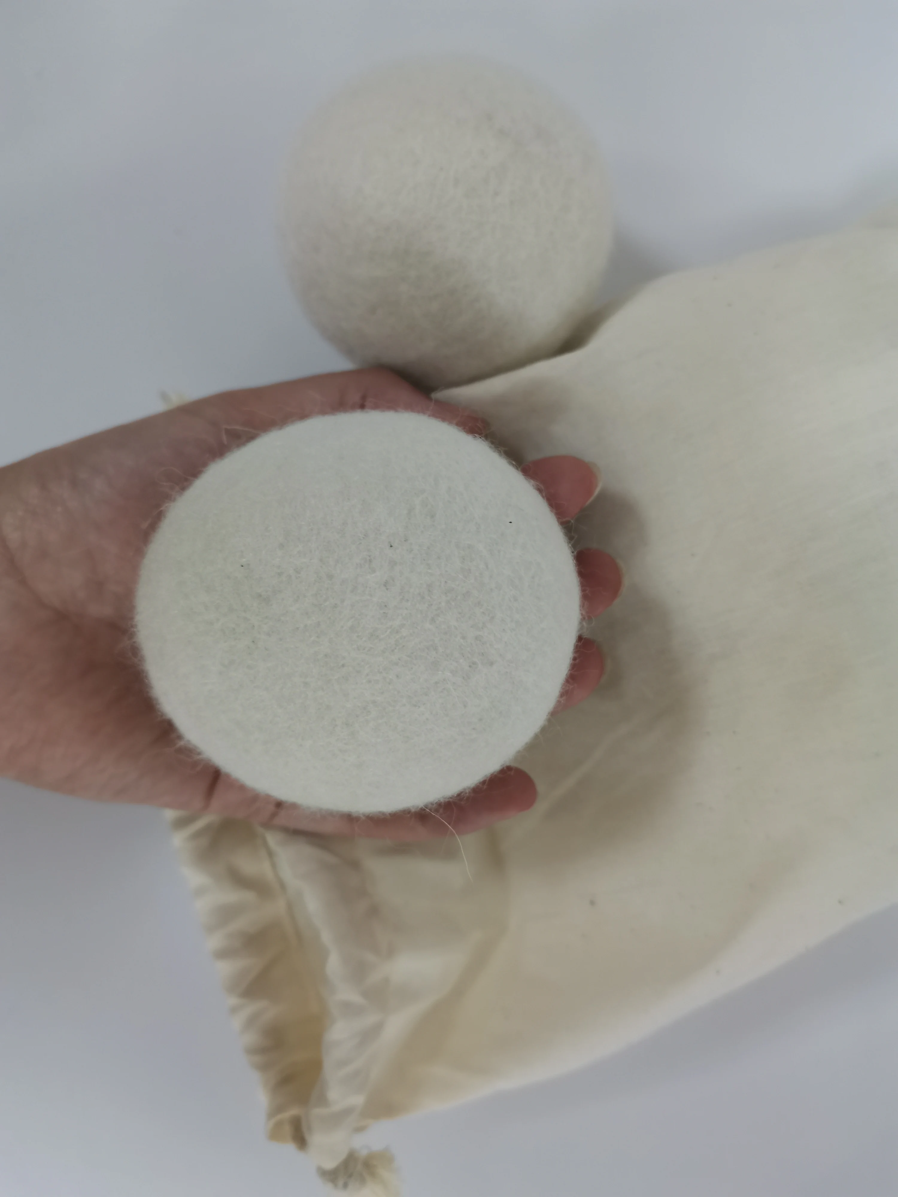 Customized Organic New Zealand Reusable Natural Fabric Softener Healthy Felt Laundry Wool Dryer Balls