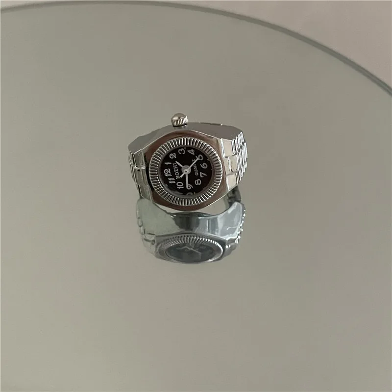Retro Hiphop Ring Watch For Women Men Mini Silver Finger Ring Digital Watch Elastic Stretchy Watchband Jewelry Clock Gift