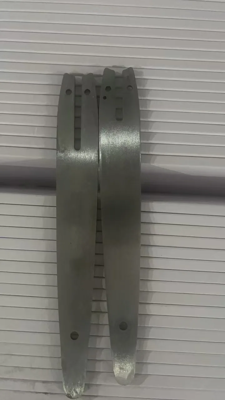 MS150 guide bar by alloy or laminated guide bar by 65Mn 60SI2MN with roller