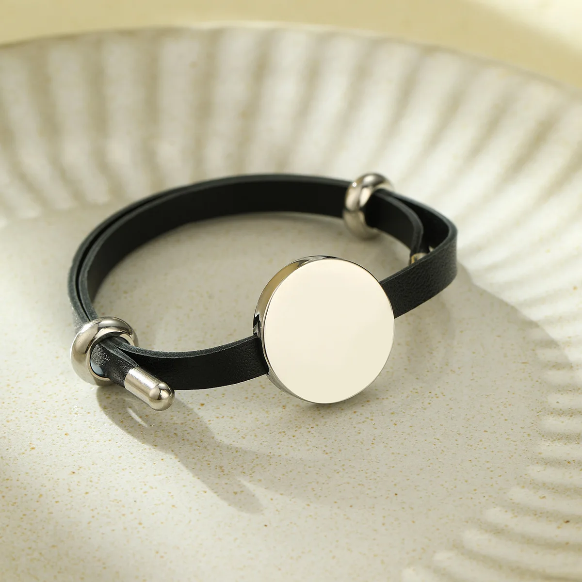 Custom Engraved logo Name Friendship Couple Bracelets Waterproof Stainless Steel Leather Adjustable Round Blank bar Bracelet