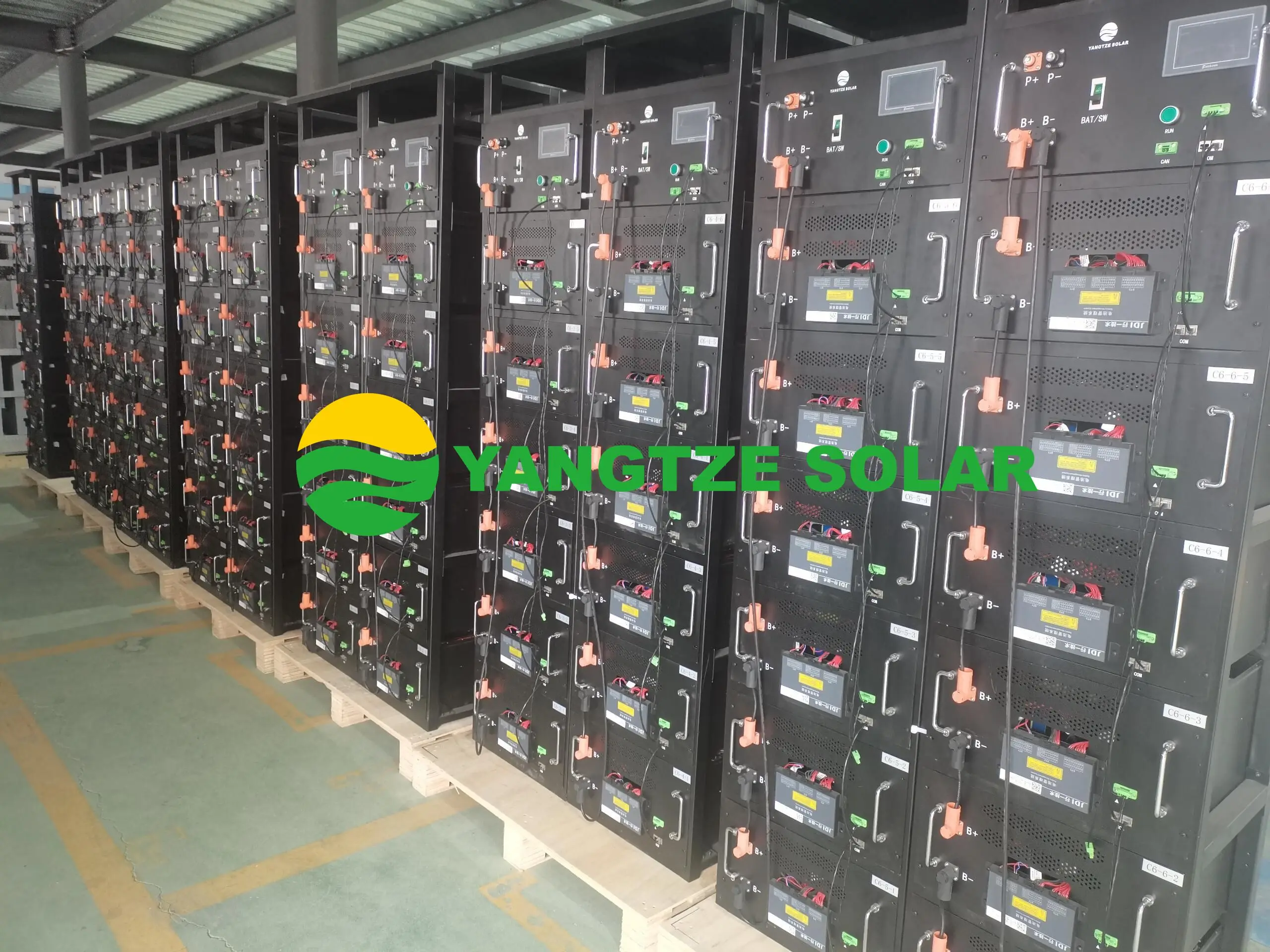 50 kw 50kva  hybrid off grid with LiFePO4 Lithium battery or lead acid Gel battery industrial solar energy system