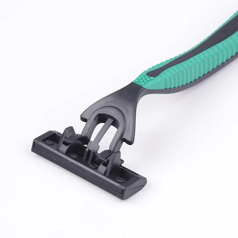 Imported blade, rotating head, rubber and plastic handle, disposable razor