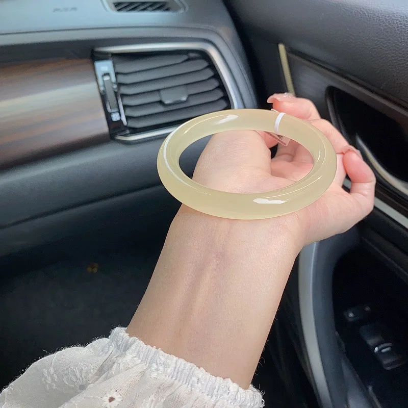 GT Hot Sale Popular Simple Lucky Bangle Bracelet White Jade Bracelet for Women and girl