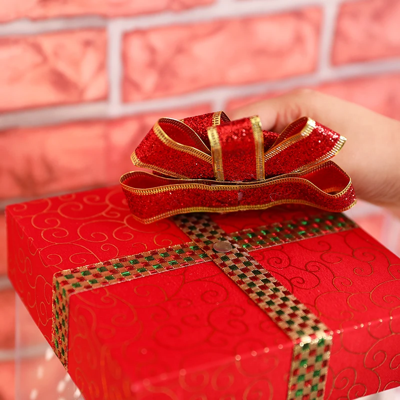 
New Design Christmas Party Decoration hamper Xmas gift box light with Falling Snow and Musical function 