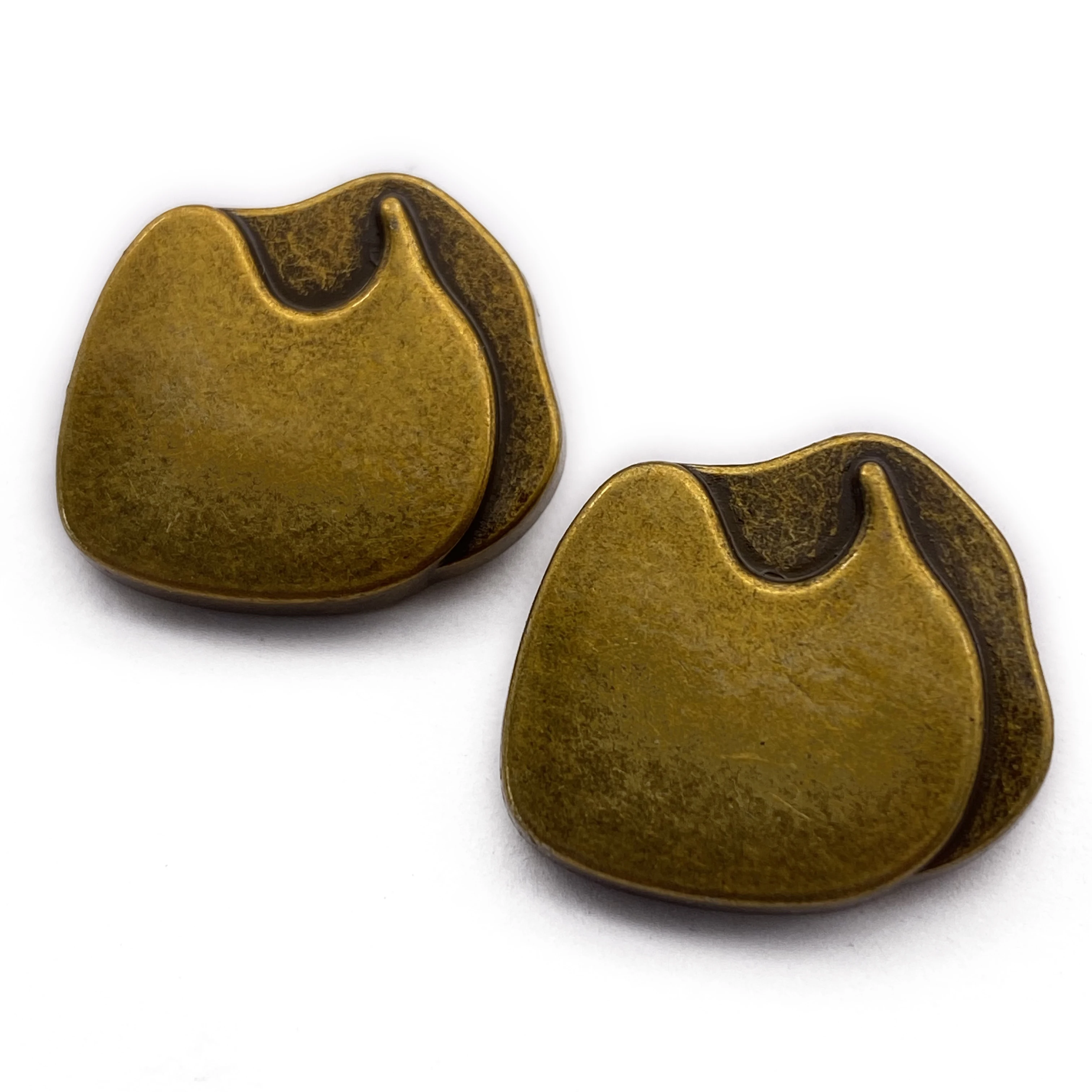 Customized design metal alloy shank button for garment accessories in stock