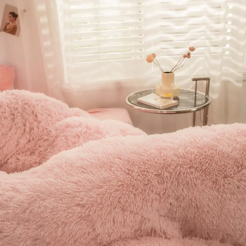 American Style Ultra Soft sleep aid plant flora Velvet Fluffy Plush Shaggy Bed Set