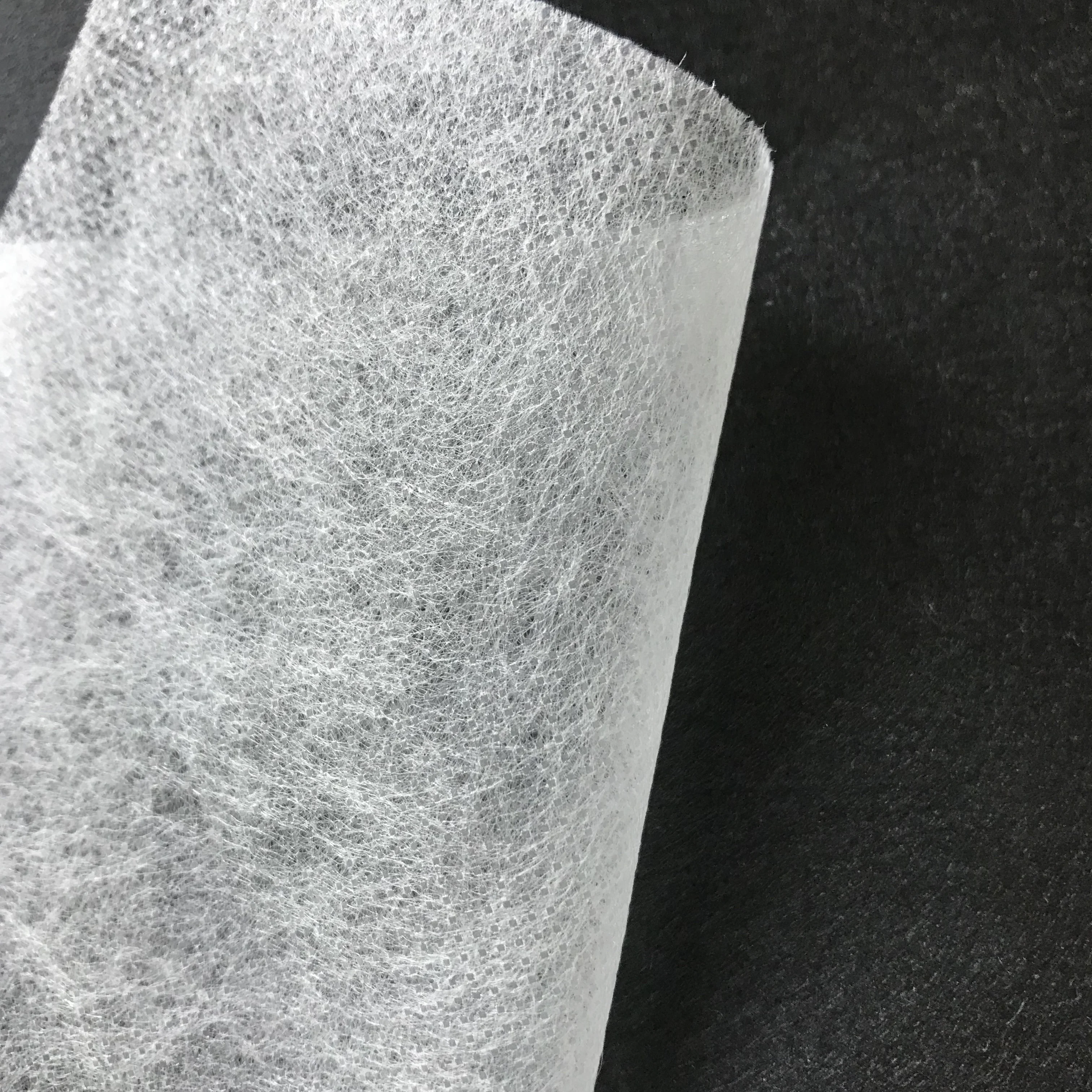China manufacturer 12gsm Spunbonded   PP Nonwoven Fabric For Bedding/Interlining and fabric textile raw material