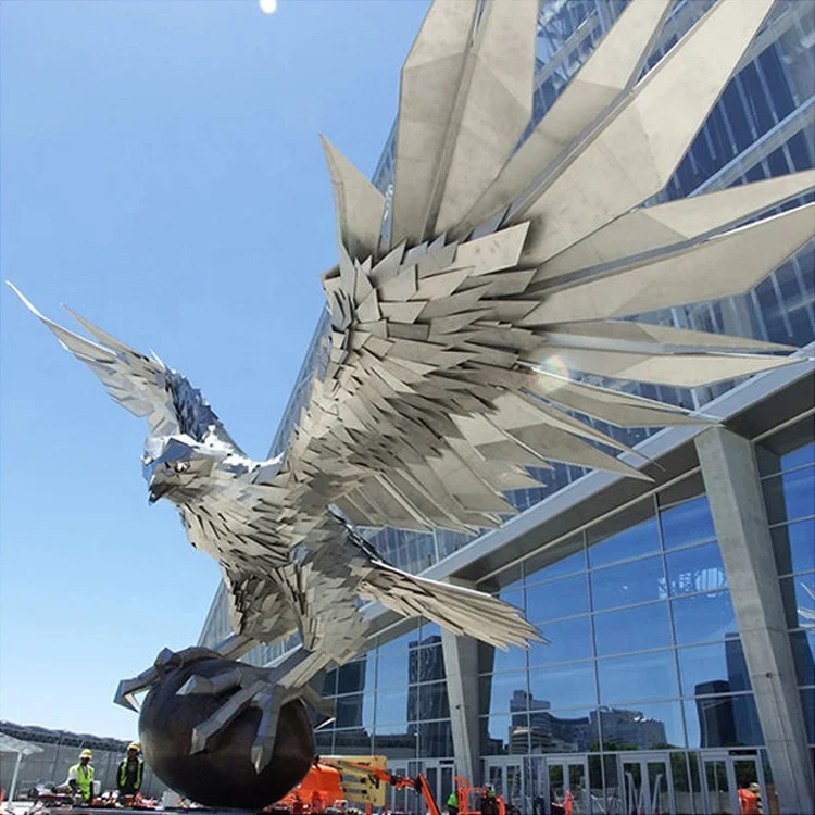 Outdoor eagle hawk sculpture Eagle metal sculpture Large metal garden eagle sculpture for sale