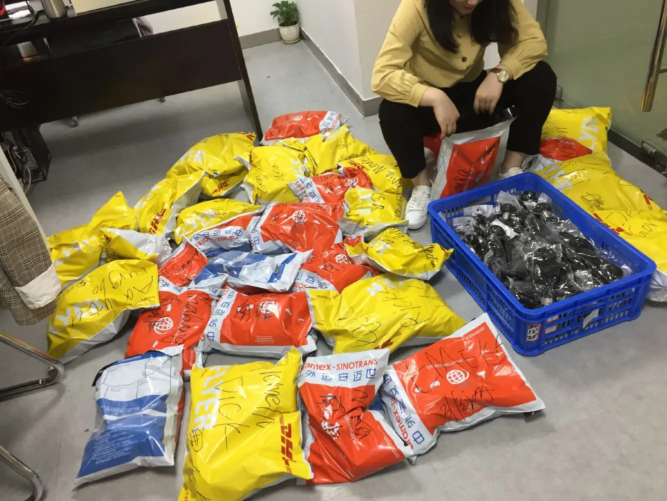 shipping  delivery