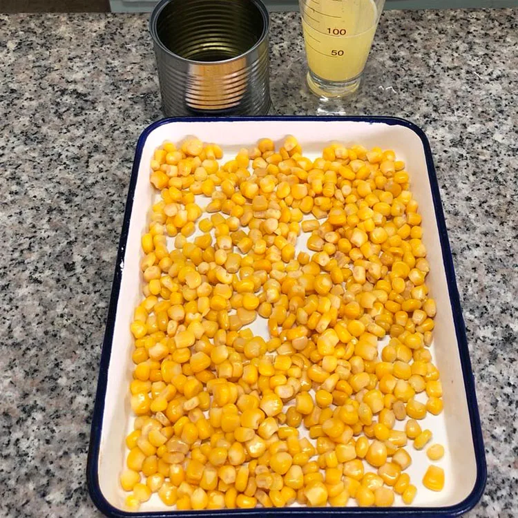 Новая консервированная сладкая кукуруза