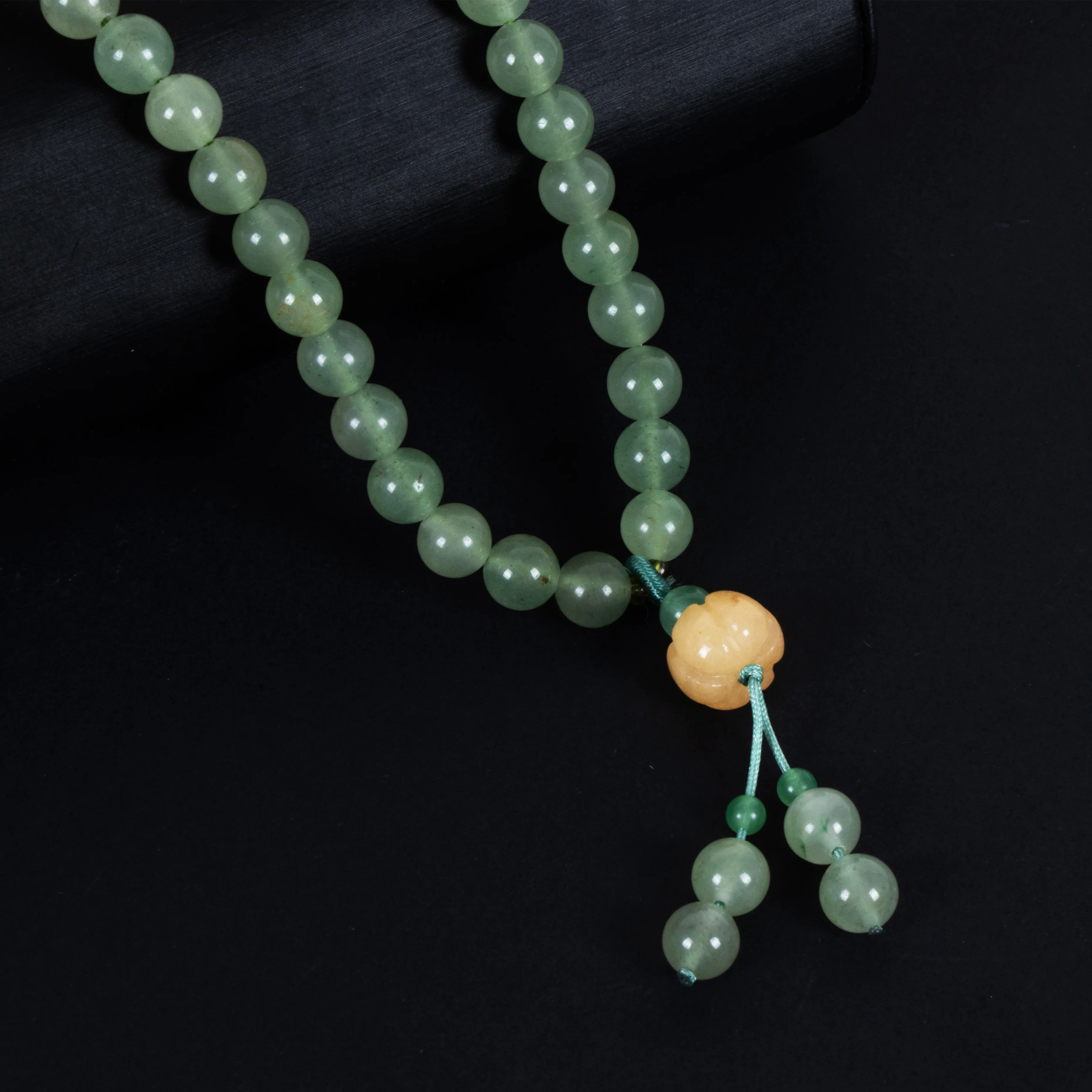 New Custom Green Exquisite Jewelry Women Necklace with Natural Jade Beaded Rosary Pendant Custom  Chain Necklace