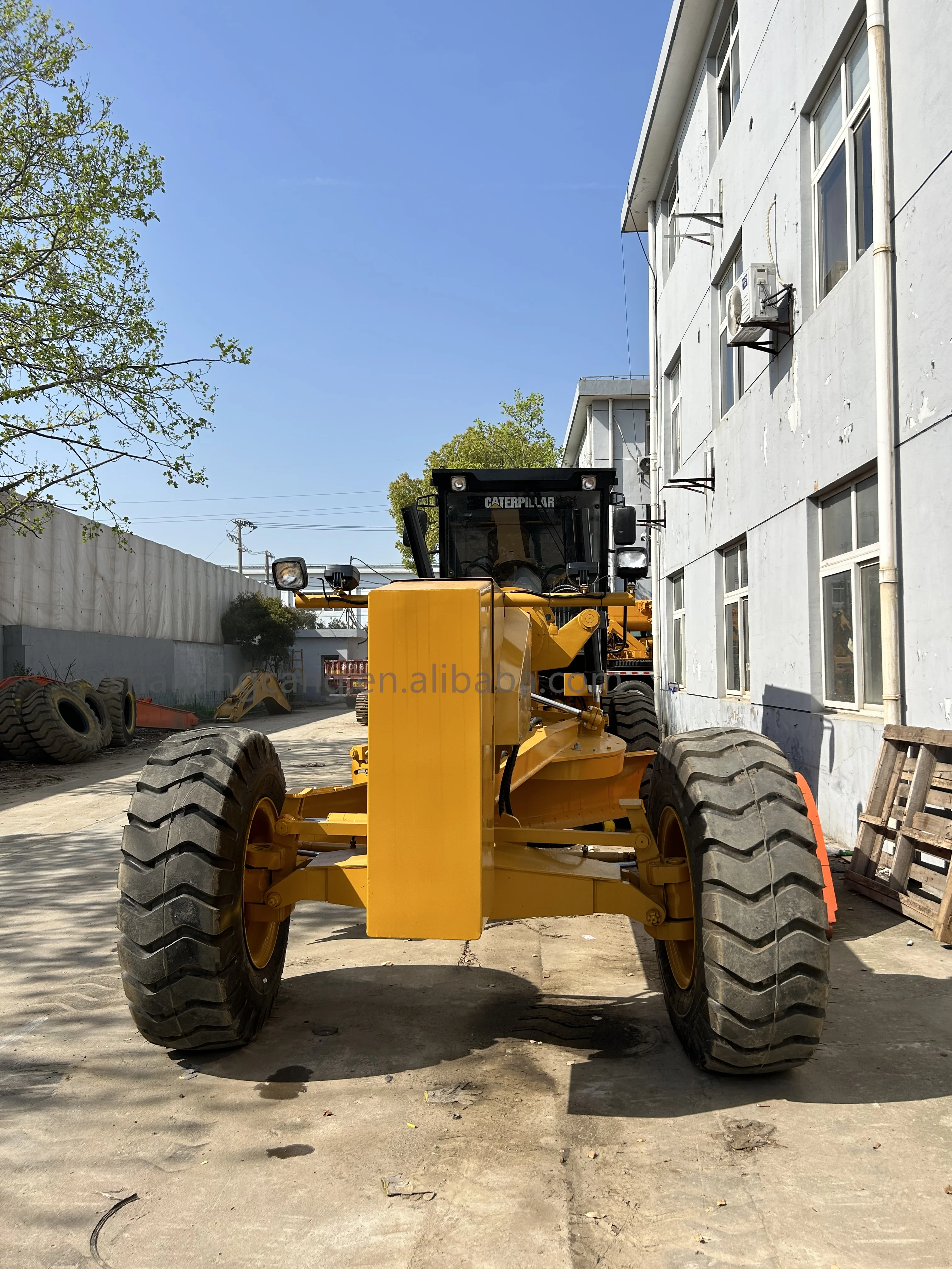 Все Оригинальные краски дешевая цена Используется грейдер CAT140H для продажи